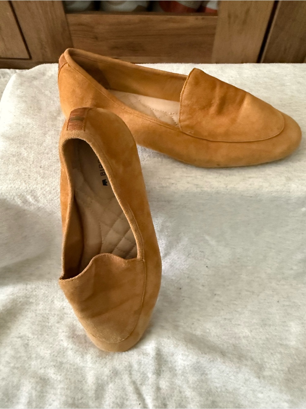Birdies Men's Tan Suede Slip-On Loafers - Picture 5 of 9
